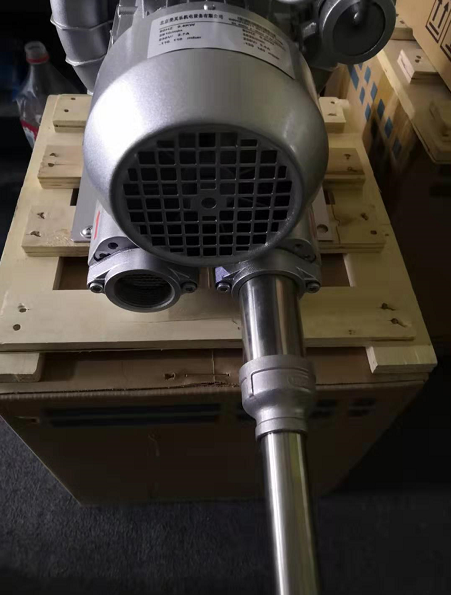 圖為400w風(fēng)機(jī)，使用變徑改變的大小，改成1寸